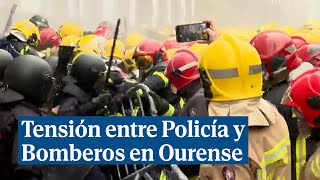 Momentos de tensión entre Policía y Bomberos en unas protestas en Ourense [upl. by Danyluk]