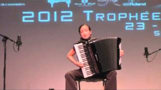 Li Mo Accordion plays quotPaganiniana Op52 Themaetude 14512141618quot [upl. by Uhn]