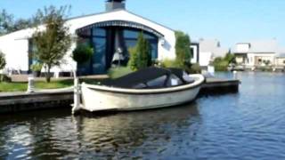 Bungalow amp Boot mieten in Lemmer MarinaParknl [upl. by Aniez]