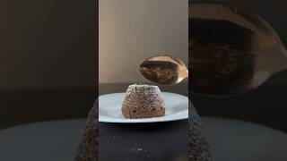 PETIT GATEAU DE NUTELLA COM 4 INGREDIENTES 😋 receitafacil sobremesa receita [upl. by Ahsitahs787]