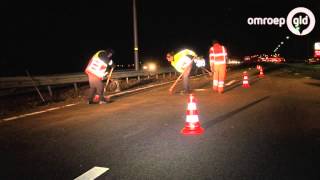 Ongeval op A1 bij Hoevelaken snelweg afgesloten [upl. by Tehc835]