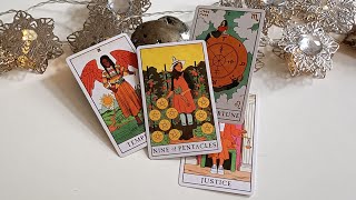 Was gefällt ihm an Deinem Charakter und Aussehen ❤️ Liebesorakel Singleorakel Tarot [upl. by Malti315]