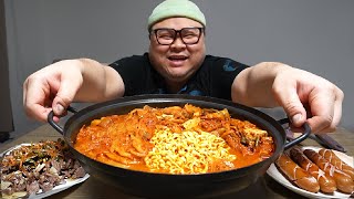 김찌냐 된찌냐 그것이 문제로다│Kimchi JjigaeampGrilled Chicken Gizzards Mukbang Eatingshow [upl. by Apple166]