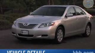 2008 Toyota Camry Hybrid Review  Kelley Blue Book [upl. by Nahoj]