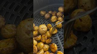 Crispy Air fryer Baby Potatoes  Air fryer Recipes 🌿shortsvideo [upl. by Eisor]