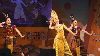 Traditional dance of Thailand [upl. by Newton]