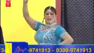 Aisha Ch Latest Punjabi Hit Mujra 2011 Mundeya Dupatta Chad Mera [upl. by Eanahc]