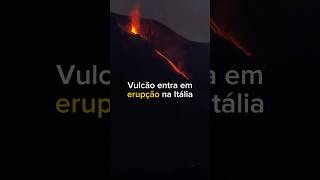 vulcão entra em erupção do lado de navio navio naviodecruzeiro viagemdenavio tripulante [upl. by Garretson878]