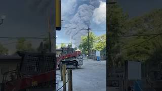 Happening now chemical fire has broken out at gas plant in Garyville Louisiana [upl. by Walker]