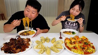 여자친구가 손수 만들어준 우육탕면에 배추찜까지 Beef noodles soup steamed cabbage 요리amp먹방  Mukbang eating show [upl. by Yrot]