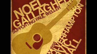 Noel Gallagher Live Forever Live Wolverhampton 1998 [upl. by Viens429]