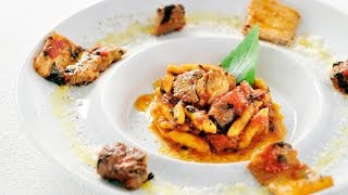 Njamma Mia  Cavatelli met ragout van rundsvlees en pancetta [upl. by Nodgnal813]