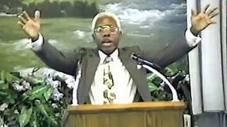 John Iverson of Valdosta GA preaching at DAntignac St CoC 1161994 [upl. by Nedrud647]