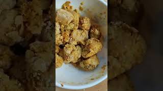 🔥yummy CHICKEN PAKORA cooking skills 🔥 must watch shorts 10minuterecipe chickenpakoda [upl. by Yam341]