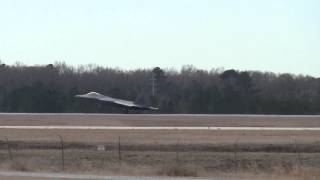 F22 Raptor quotAWESOMEquot Unrestricted Climb  Savannah Hilton International Airport 2014 [upl. by Towny]