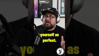 Justine Jakobs talks about unrealistic perfection standards podcast comedy podcastclips [upl. by Swen222]