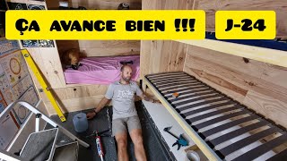 Les travaux avancent bien  Daily vlog J24 ❗ Transformer un bus en campingcar 44 ❗ [upl. by Shoshana]