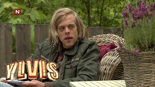 Ylvis  Calle Stjerneprat med Stig Henrik Hoff English subtitles [upl. by Fiora257]