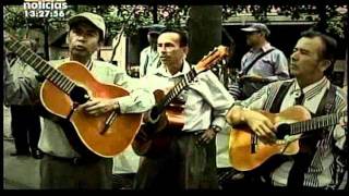 Los músicos que alegran las tardes en Parque Berrío [upl. by Toddy6]