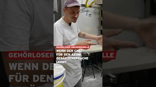 Chef lernt für Azubi Gebärdensprache berlin shorts [upl. by Nahsyar]