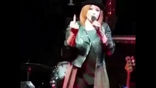 Tisha Campbell Sings live and gets embarrassed because people started laughing [upl. by Haymo]