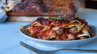 The most lavish Italian Lasagna Lasagna Napoletana [upl. by Beard483]