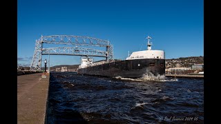 A Windy and Wavy Duluth Canal Departure as well as Awesome Horn on the John J Boland [upl. by Elbon136]