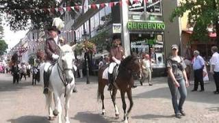 Schützenfest Ratingen Mitte Aufmarsch zum Schützenzug 01 08 2010 [upl. by Elynad]