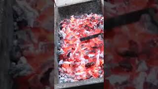 Как должны выглядеть угли для жарки шашлыка food гриль grill угли барбекю шашлык еда [upl. by Nytsua723]