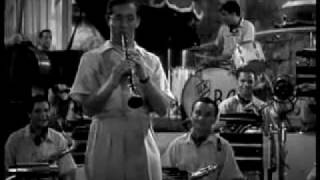 Benny Goodman Orchestra quotSing Sing Singquot Gene Krupa  Drums from quotHollywood Hotelquot film 1937 [upl. by Aninaj]