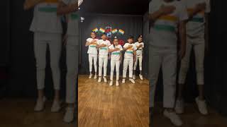 Bharat Hum Ko Jaan Se Pyara Hai  26 Junuary  republicdayspecial  Salute Dance Academy  dance [upl. by Lechner251]