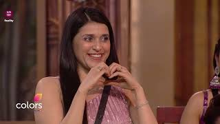 Mannara Chopra Appy Fizz Superstar  Bigg Boss 17 [upl. by Nnyroc]