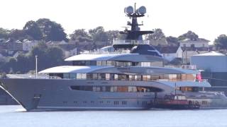 KISMET  A billionaires SUPERYACHT  outbound from london 31016 [upl. by Anawahs]