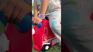 Mala Infantil Trunki [upl. by Haorbed]