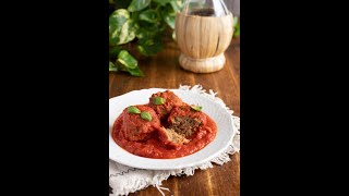 POLPETTE al SUGO come quelle della nonna🤤 Shorts [upl. by Nonnelg]