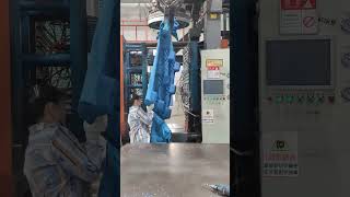 Plastic pallet blow molding process Good tools and machinery can increase work efficiency [upl. by Ahsiekrats]