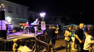 I Sani e Salvi alla festa di Antignano in quotE Stata tua la colpaquot [upl. by Remy]