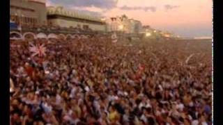 Fatboy Slim live on Brighton Beach [upl. by Oderf]