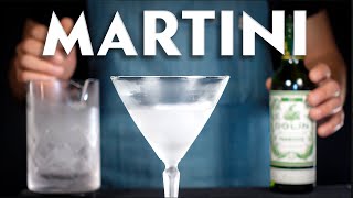 Cómo hacer un buen MARTINI  Cocteles Clásicos  NYC Bartender [upl. by Robinette180]