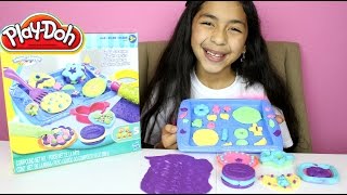 Tuesday Play Doh Cookie Creations Biscuits en Fête Play Doh Sweet Treats B2cutecupcakes [upl. by Gnen]