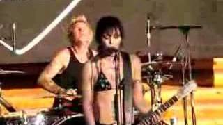 Joan Jett and the Blackhearts 72607 Paso Robles [upl. by Halilak]