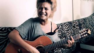 Selah Sue  Freedom Time  P20RIS 4ème arrondissement S02E04 [upl. by Menken]