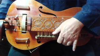 Ukrainian Lira Hurdy Gurdy Demo [upl. by Yenreit]