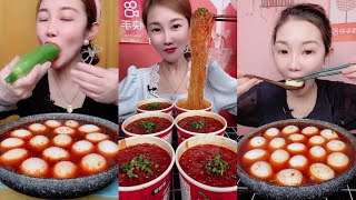 Eating Spicy Noodles and Eggs Mukbang Show 먹방 Chinese Foods 매운 국수와 계란을 먹고 吃辣面和鸡蛋 [upl. by Kreit]