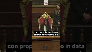 IN SENATO LE DIMISSIONI DI SGARBI LAPPLAUSO IN AULA news shorts [upl. by Zoe]