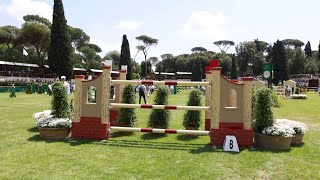 Piazza di Siena è il giorno del Gran Premio di Roma in campo per vivere il percorso [upl. by Lorelie528]