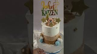 𝗗𝗥𝗘𝗔𝗠 Christening cake 7x4 with cupcakes amp custmized topper  themedcakes [upl. by Ettenowtna]