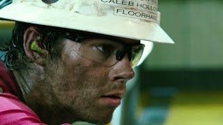 CLIP Dylan OBrien senses trouble in Deepwater Horizon [upl. by Tirza]