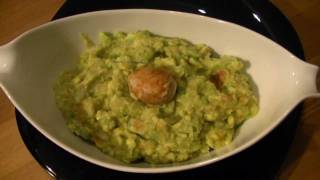 Como Hacer Guacamole  Receta de Guacamole Fácil y rápido [upl. by Llesram]