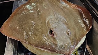 Amazing Giant Whole Stingray Fish Fastest Cutting Skillsfishcutting [upl. by Akinej]